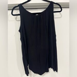 Black shoulder cut out women’s shirt